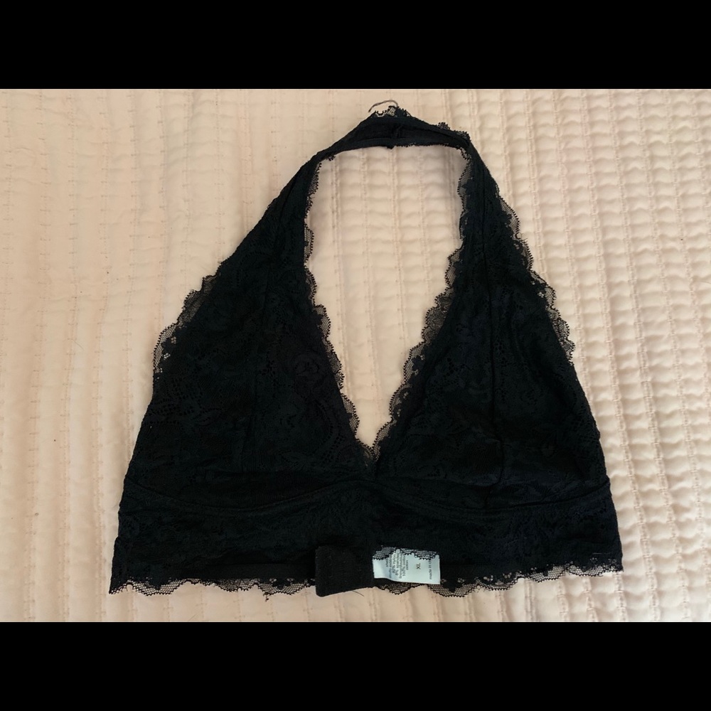 Lace braletts
